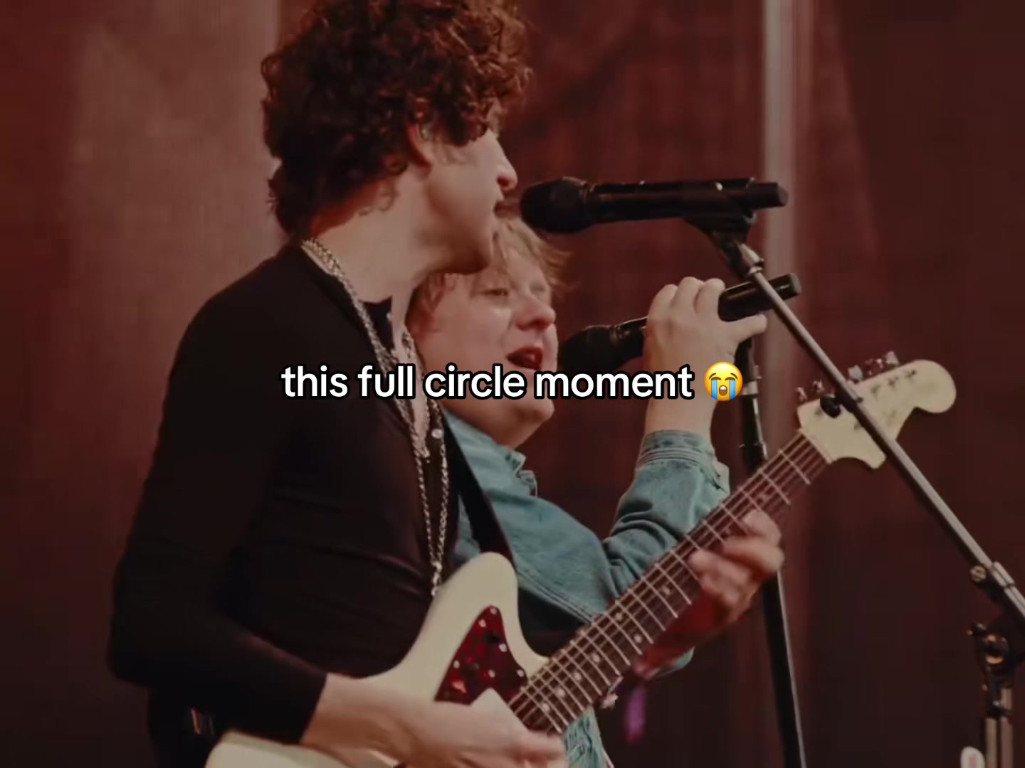 @lewis capaldi is king 👑