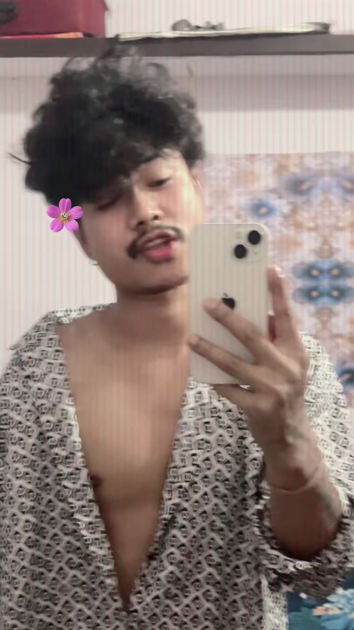 @SiMple😈BoY🔥👑
