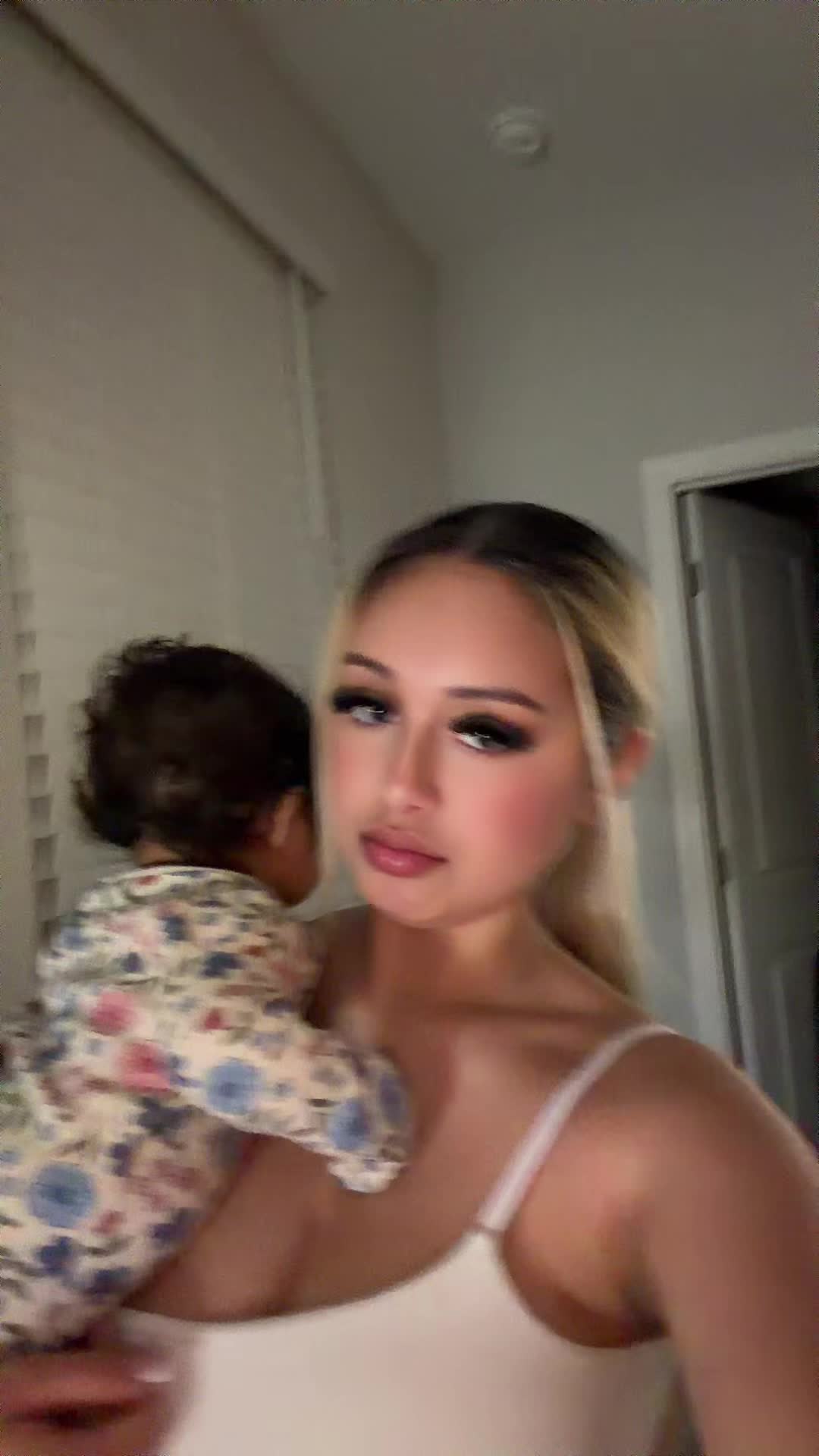 @Liliana