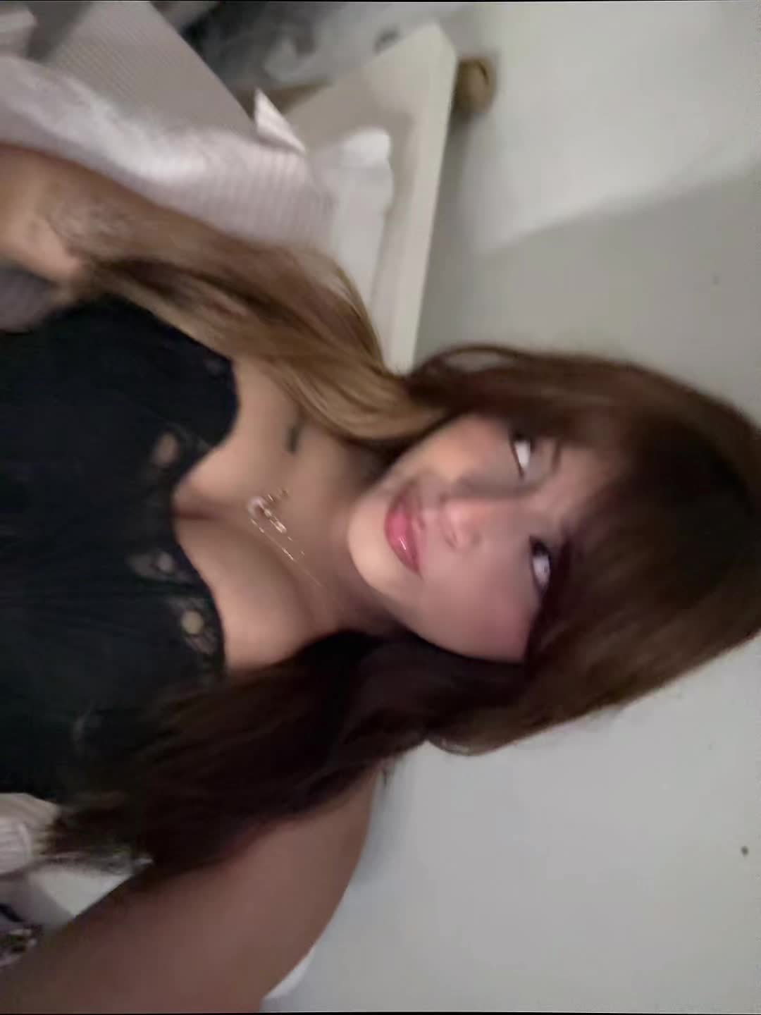 @ᴇᴠᴇʟʏɴ