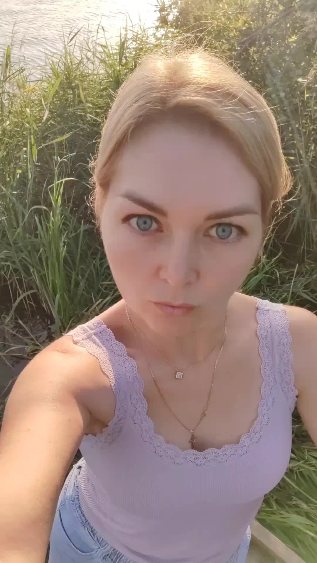 @Donni___Donni