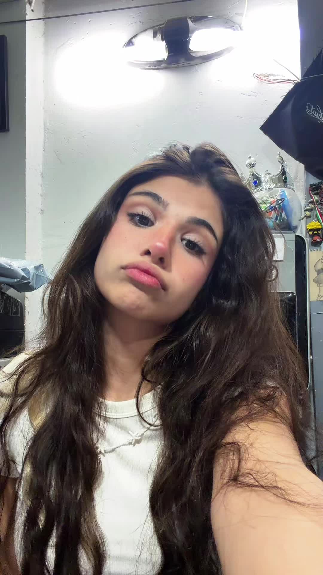 @neeg1n