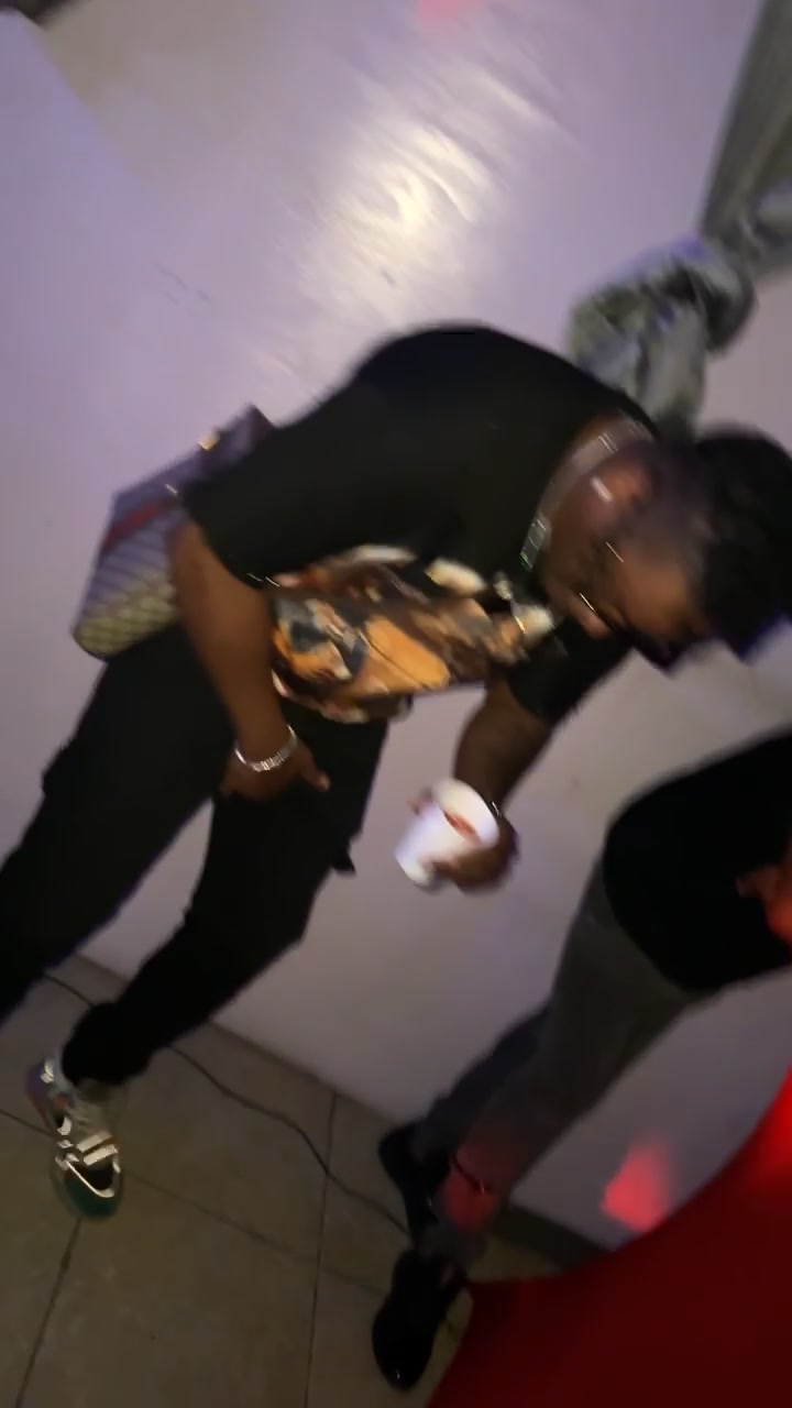 @Razor Starbwoy