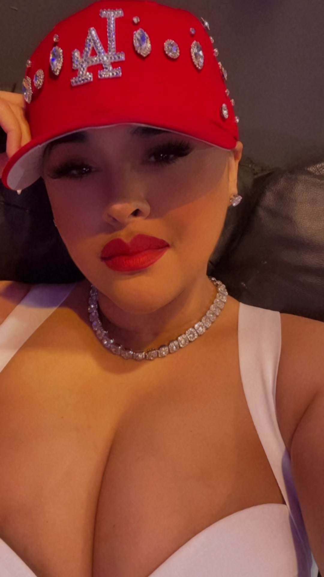 @TaylorChanel