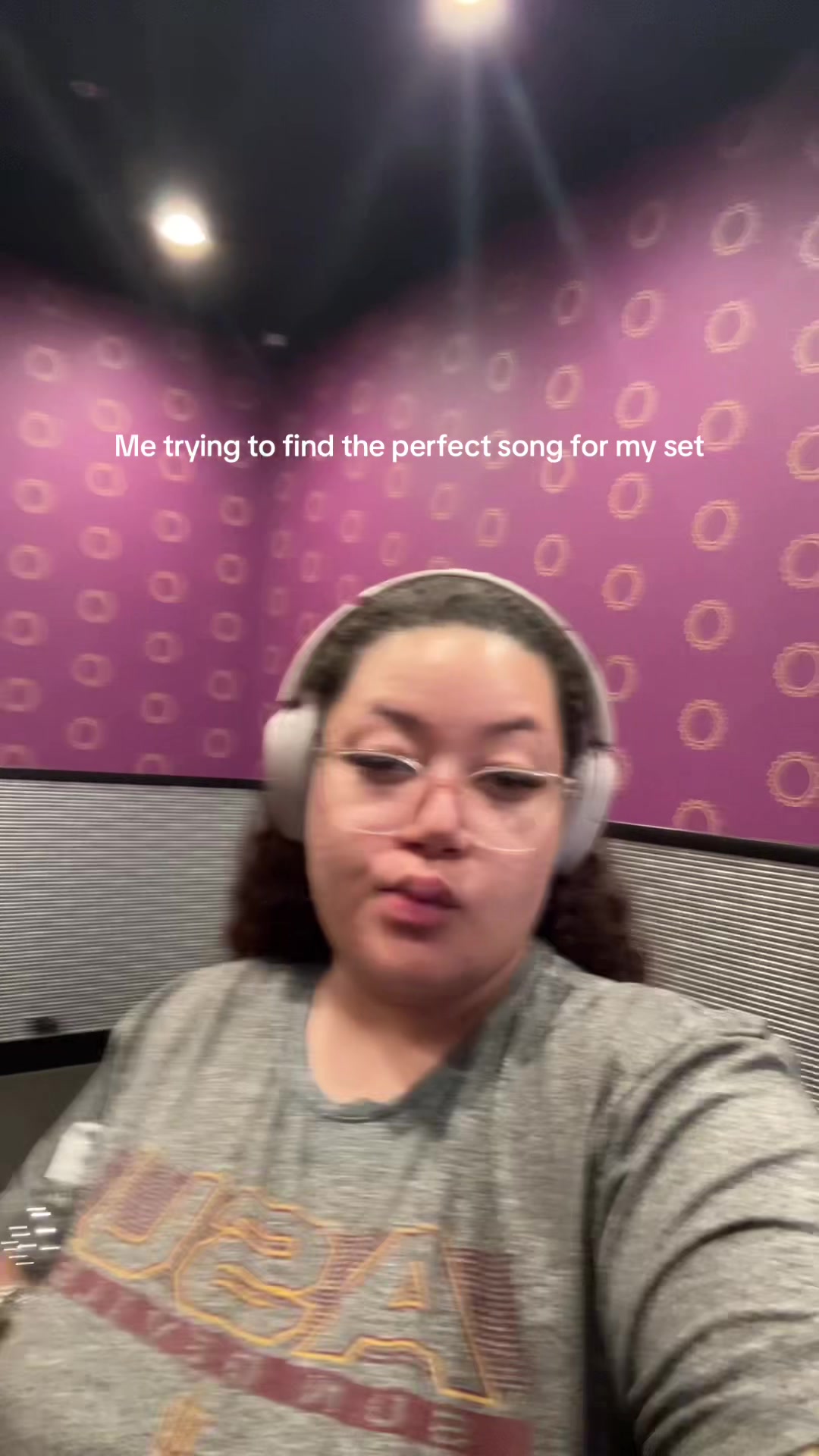 @urgrlnelly