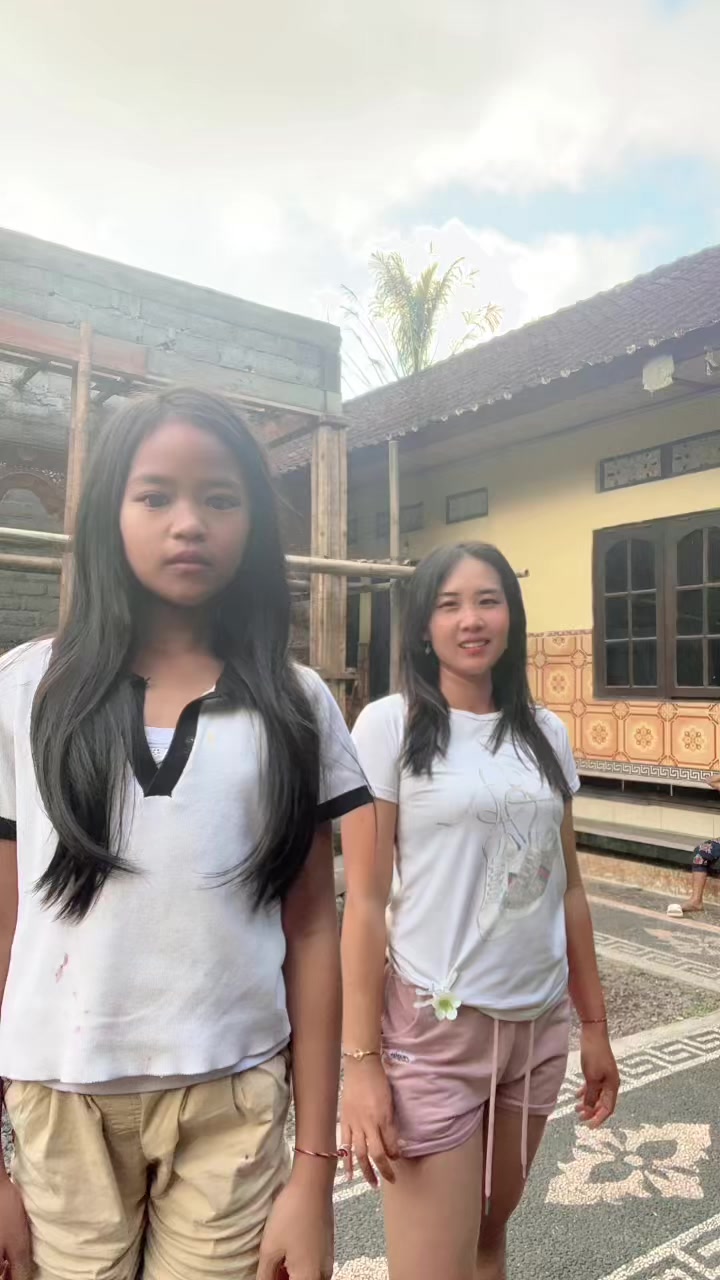 @tini_suwitri