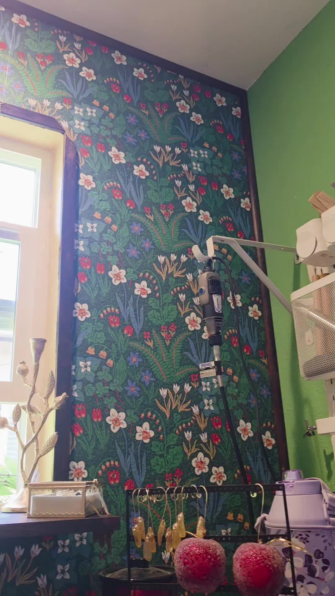 @Augustembersdesigns