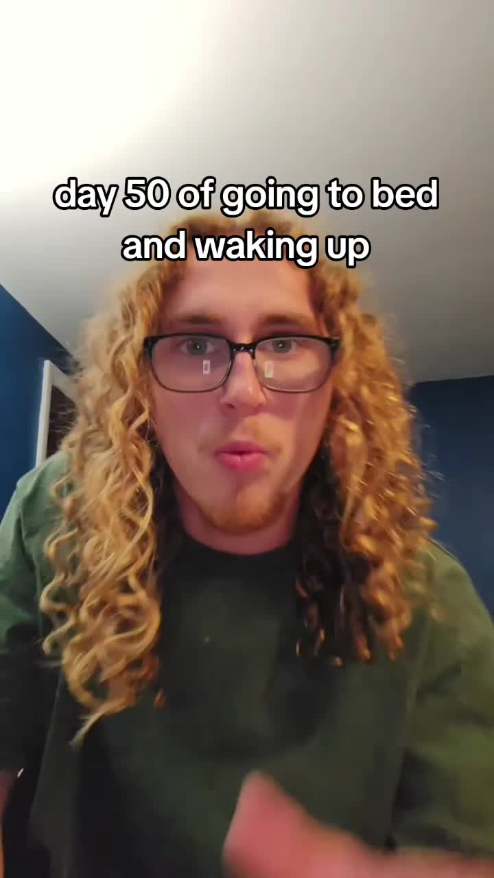 @GoldieGl0cks
