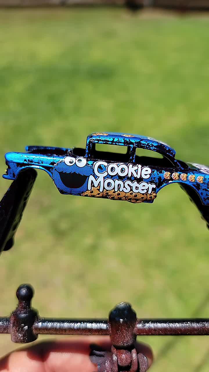@ELMOFLESCUSTOMSHOP