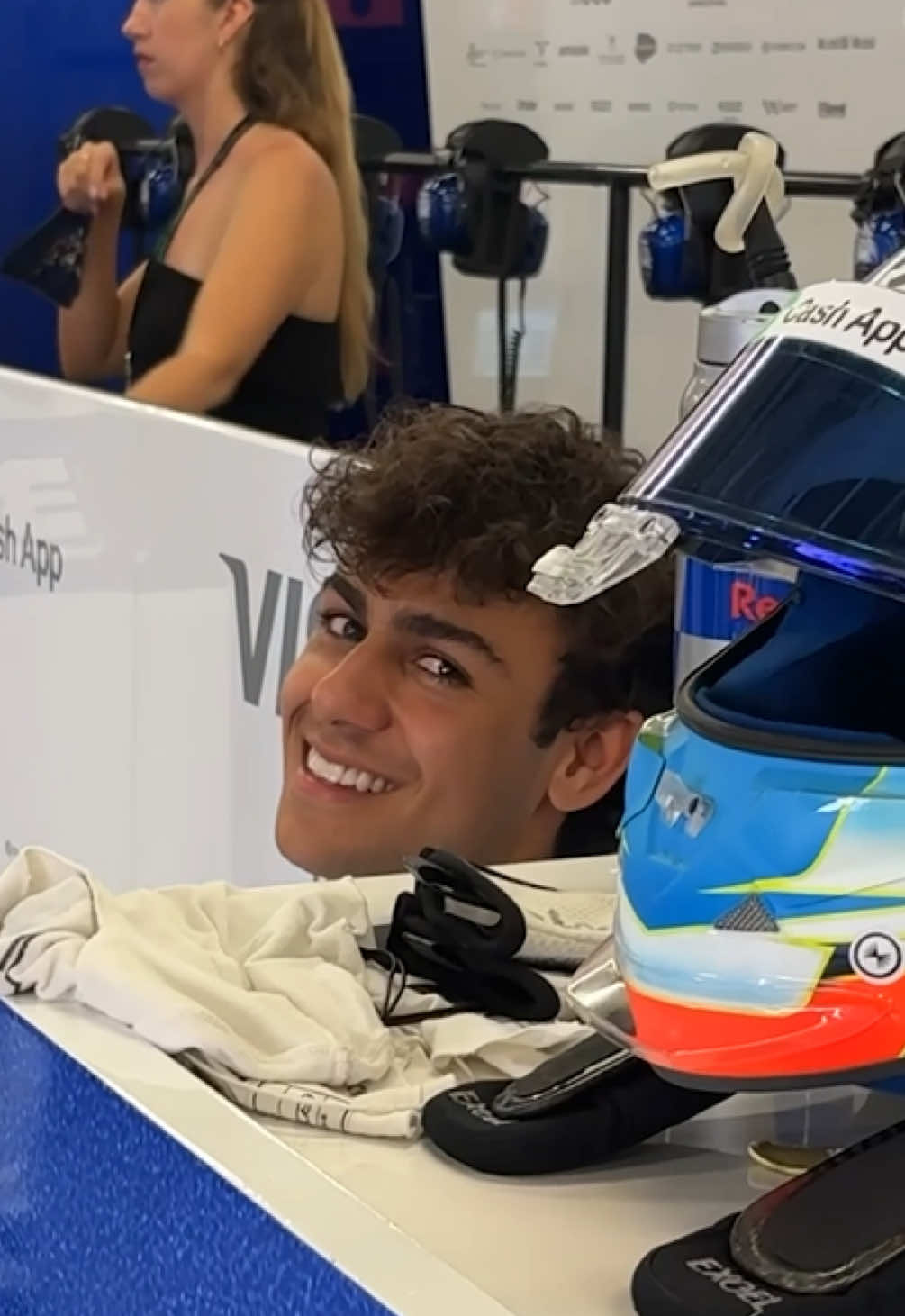 @Visa Cash App RB F1 Team