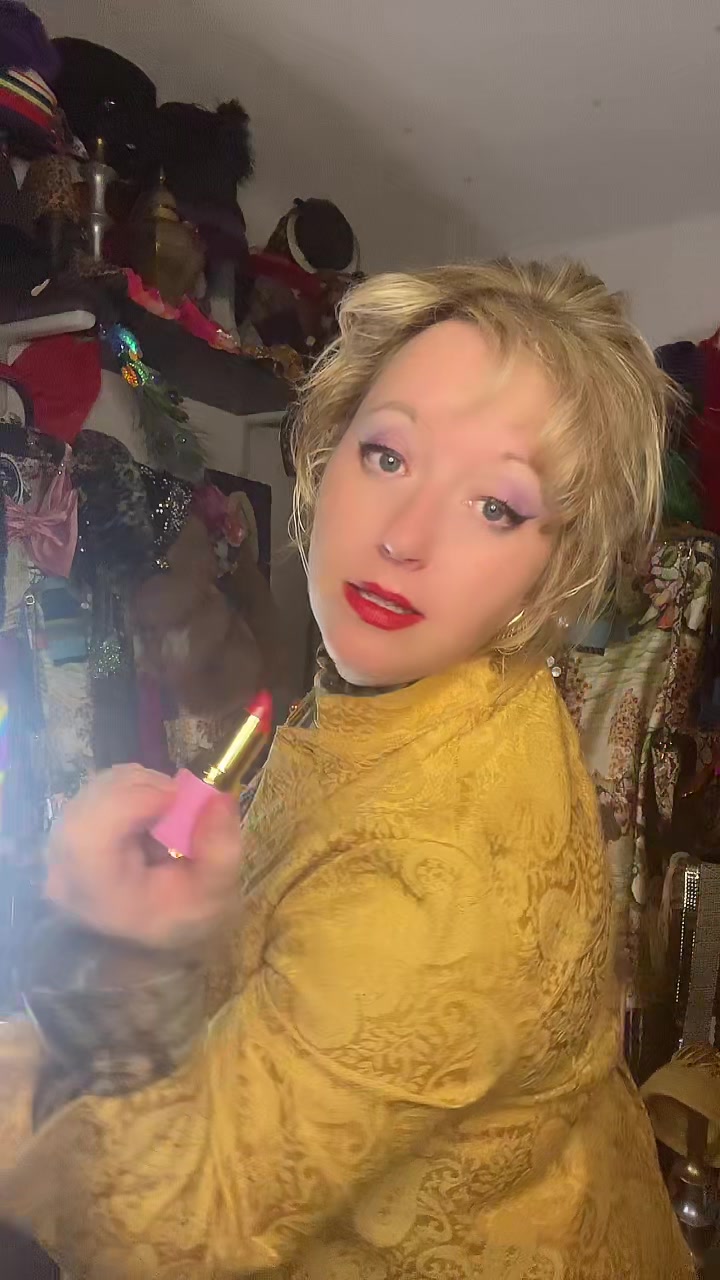 @Angela