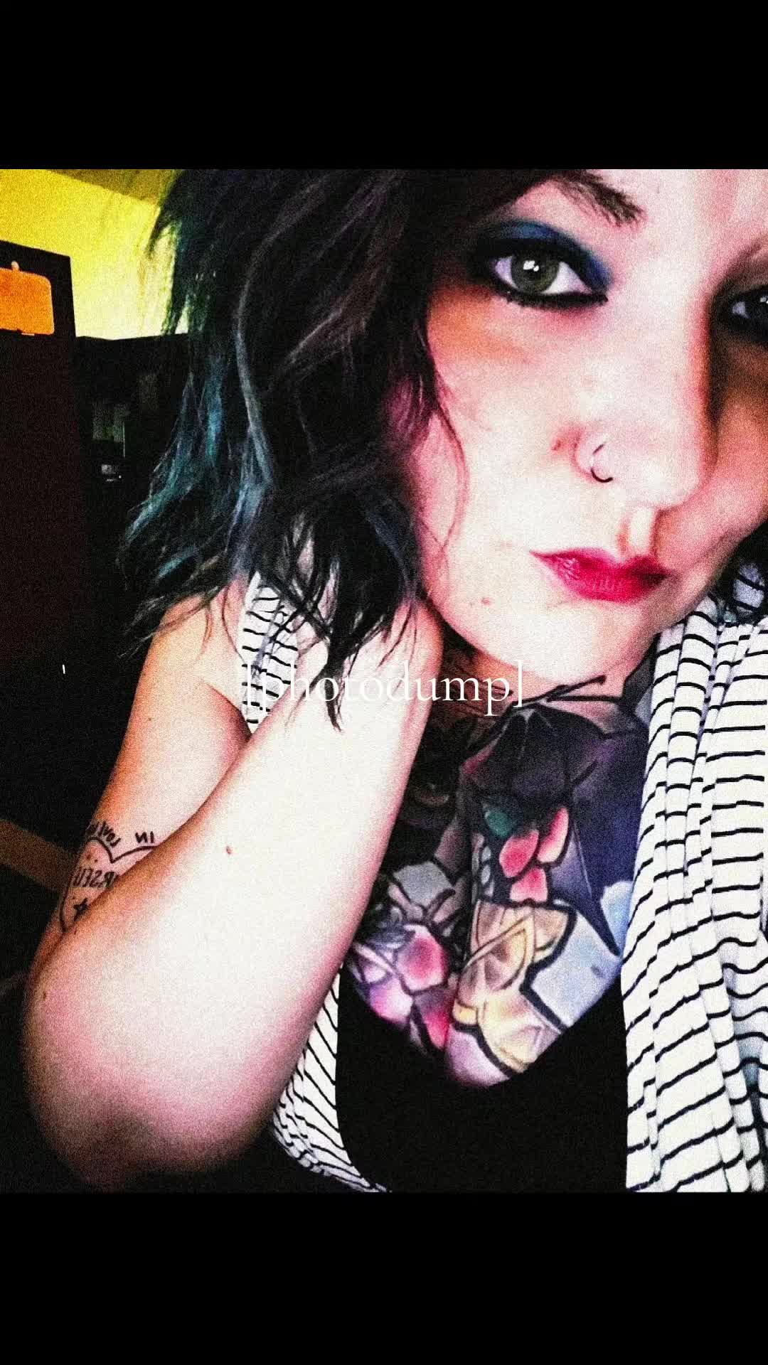 @Lacey.🔮🖤♒️