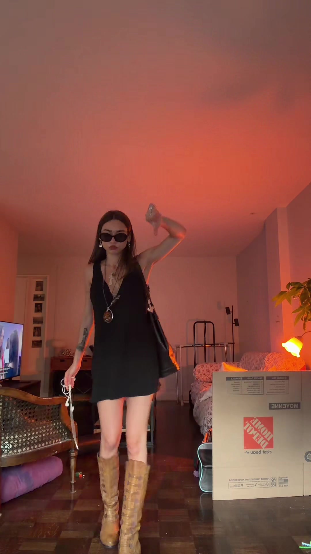 @chloemartynowicz
