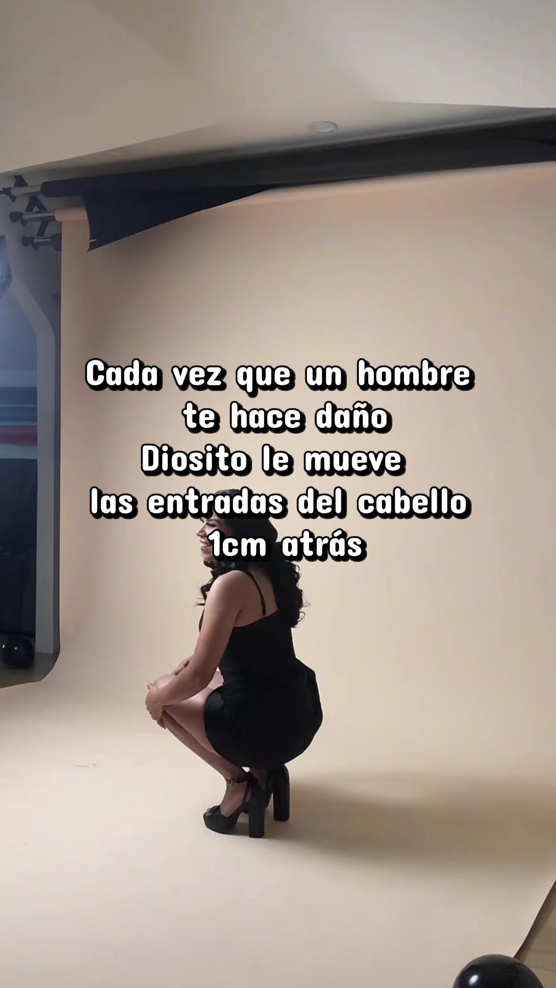 @️Angie Cast