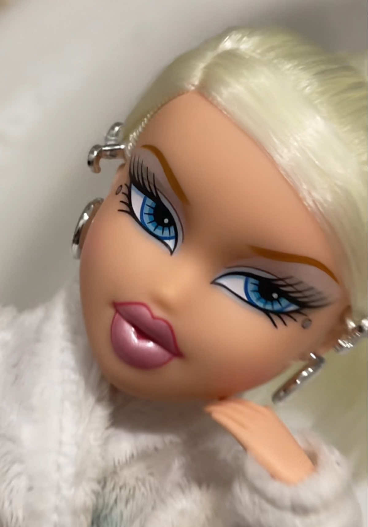 @4DaLuvOfDollz
