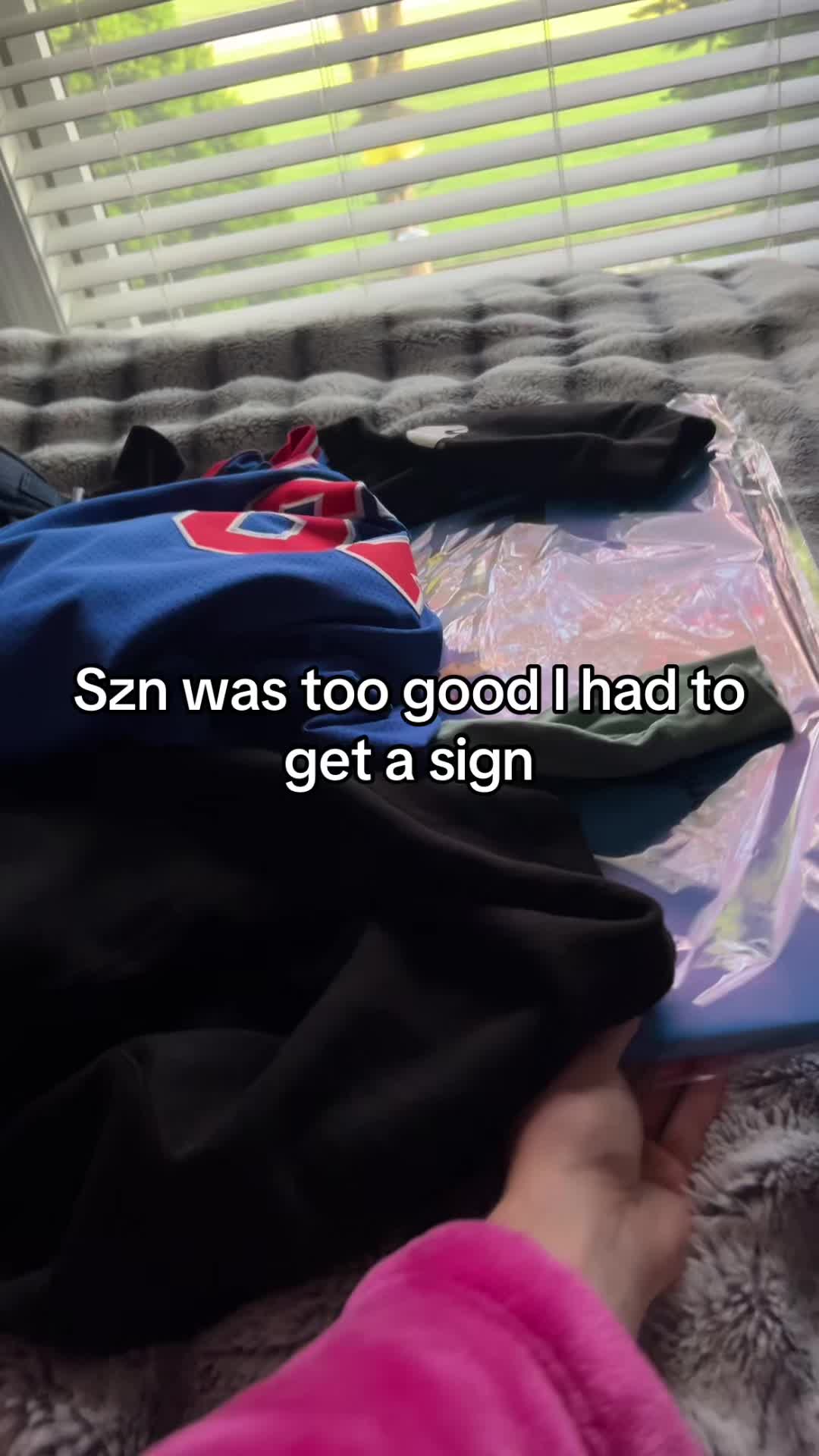 @♱