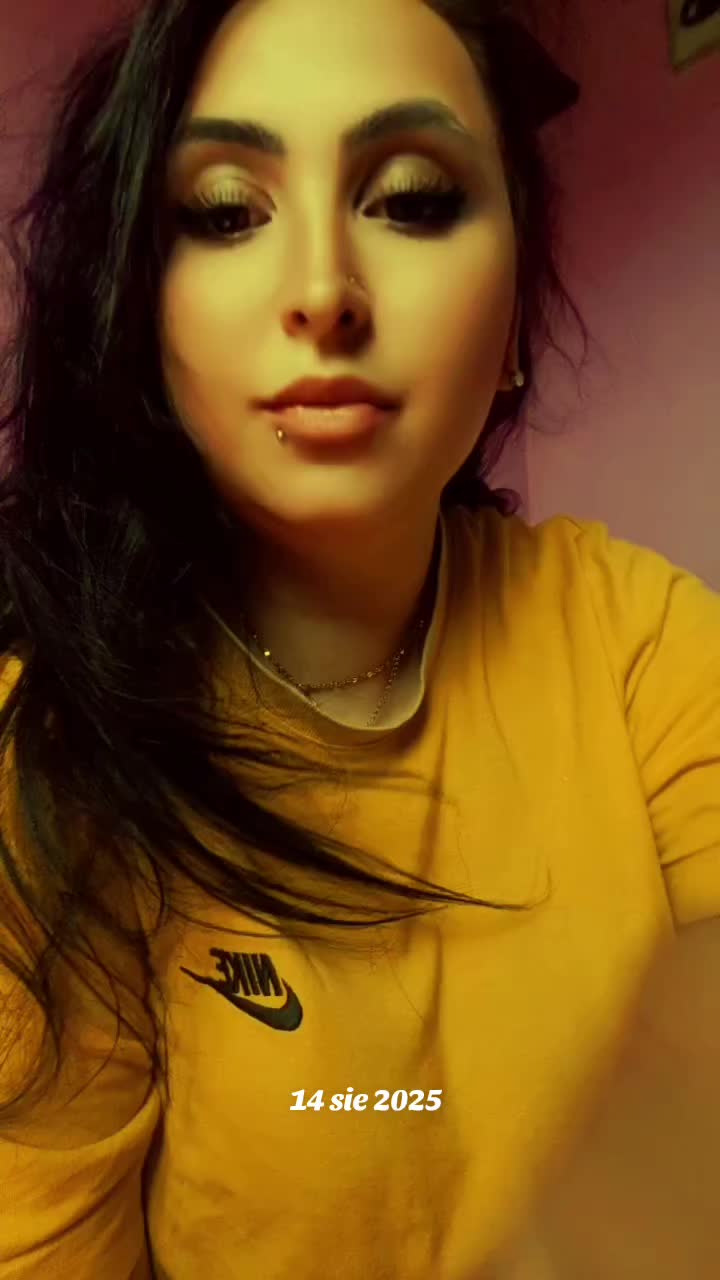 @Czoorna💋😈