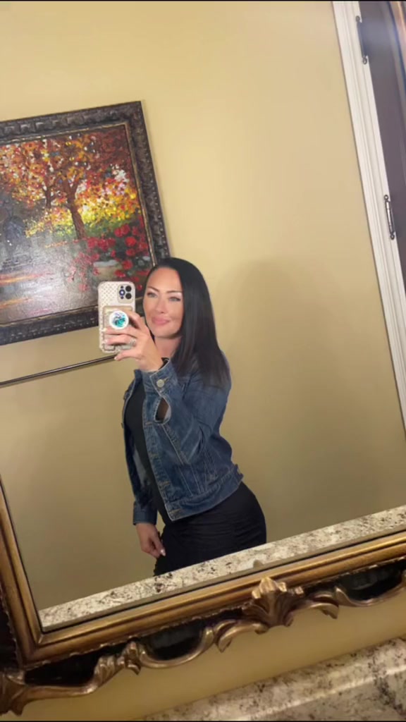 @Mandy 🇨🇦
