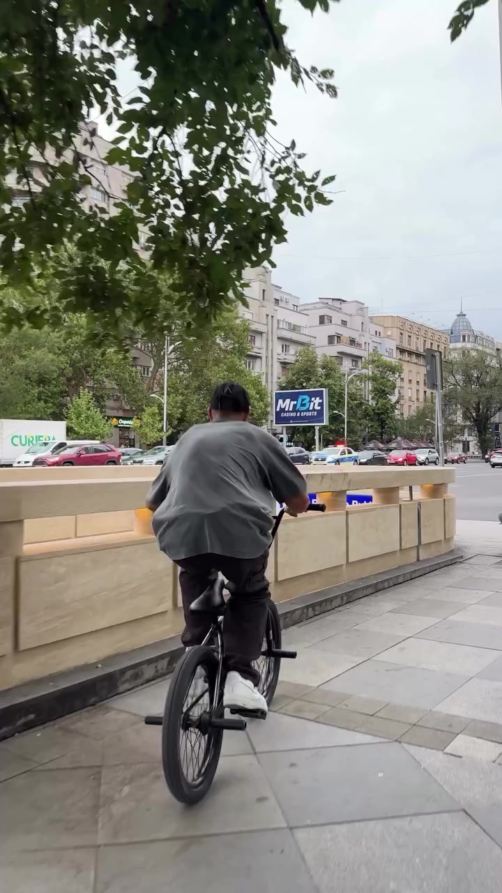 @BMX