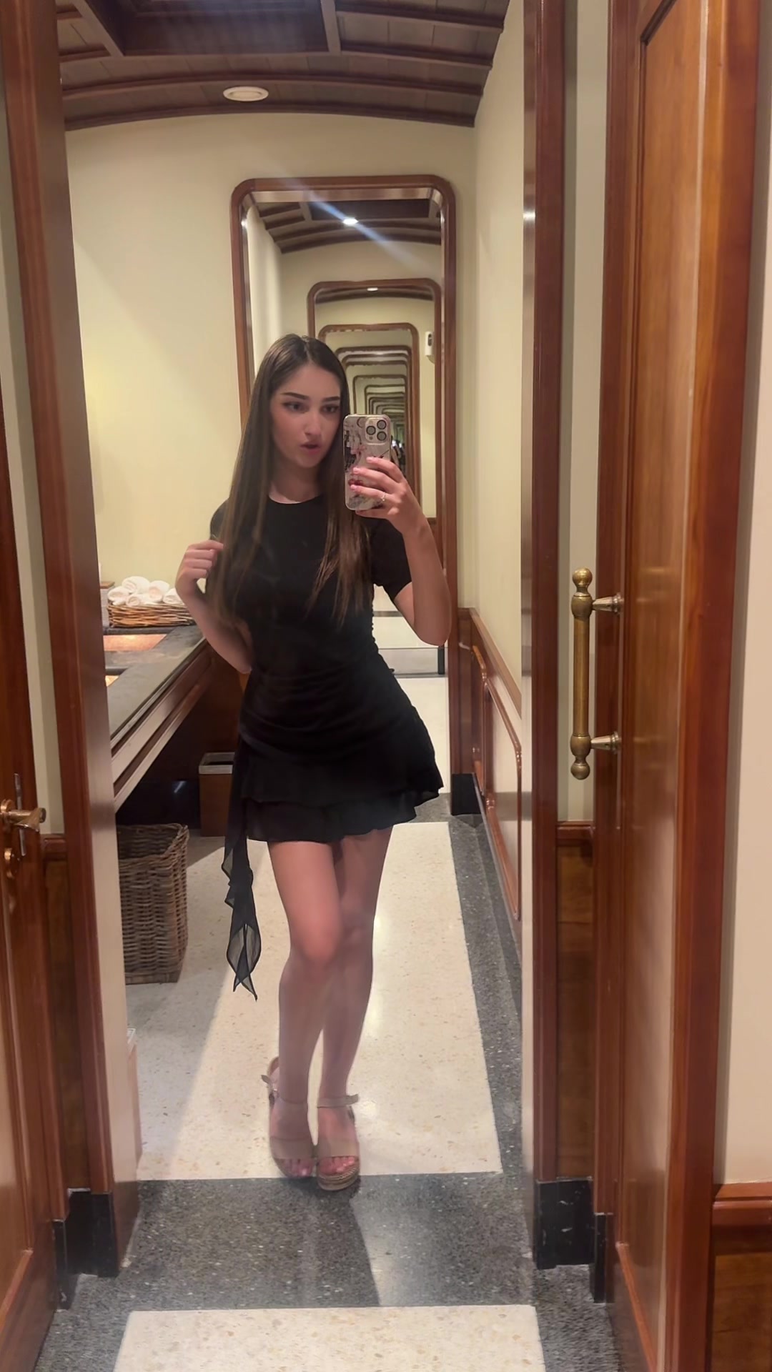 @м