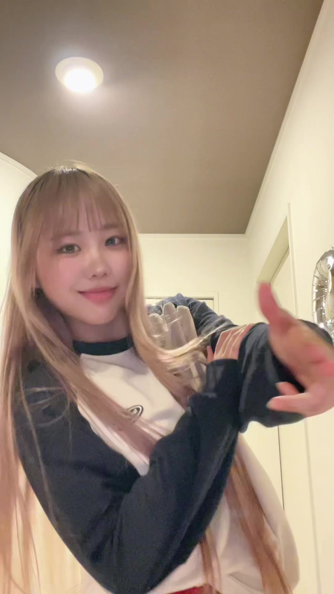 @玲