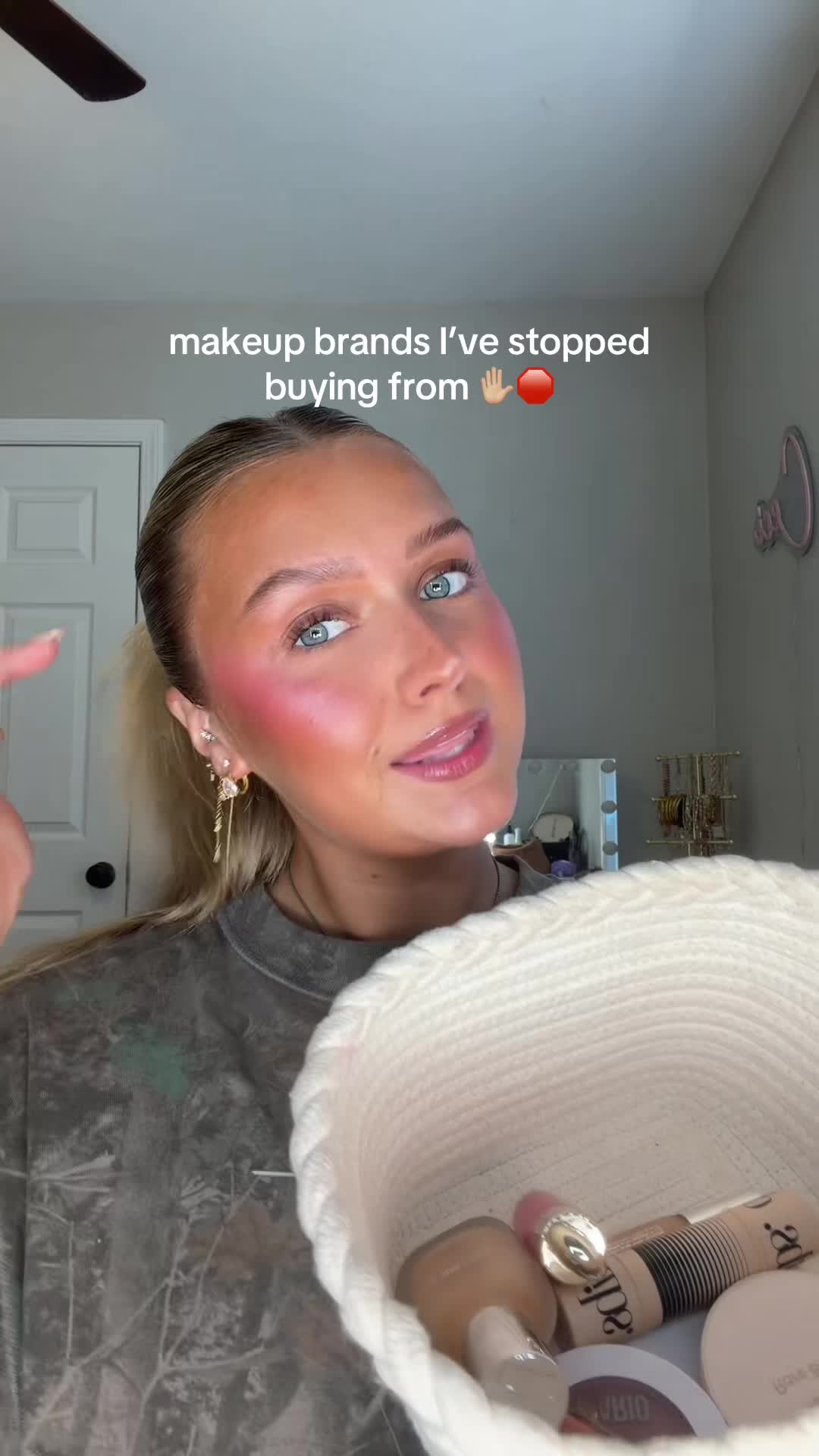 @abbygrayceee