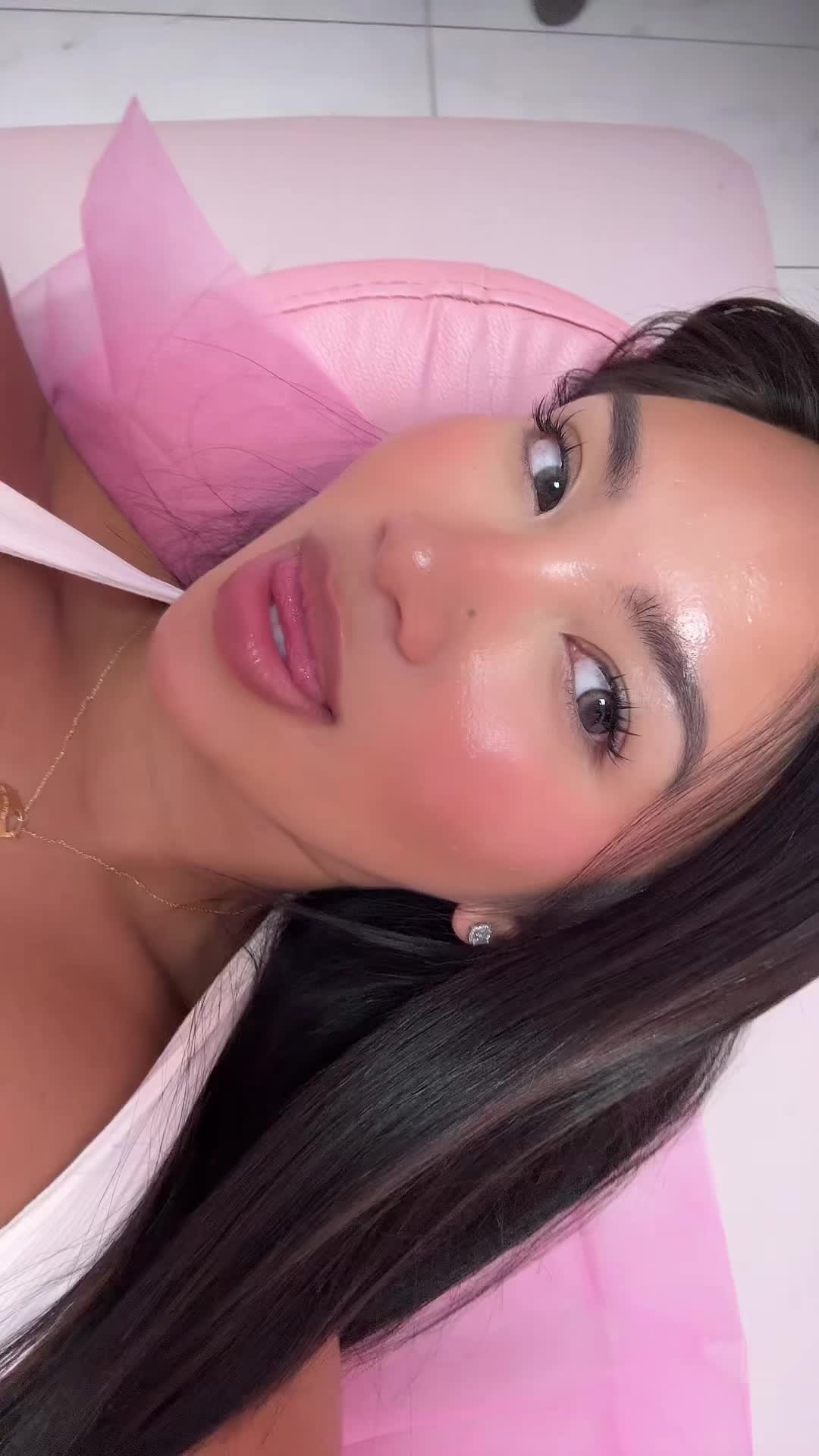 @Sophia