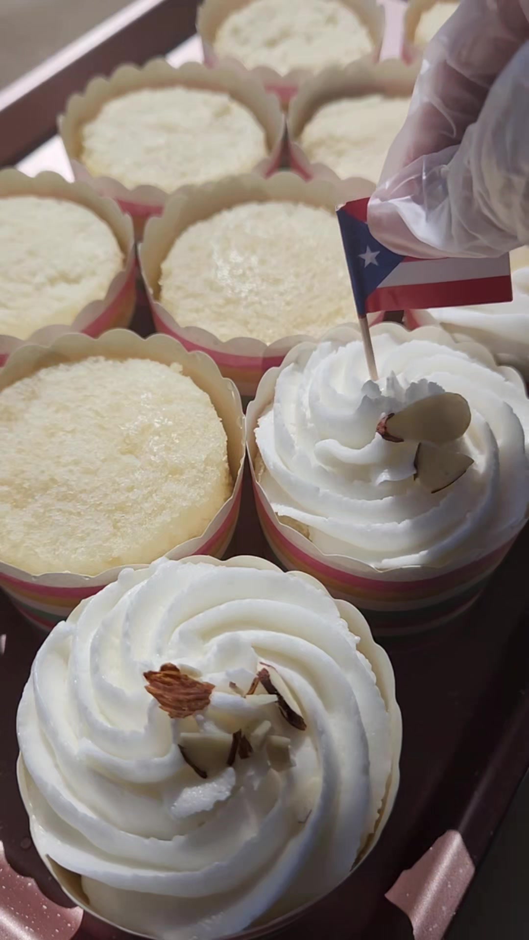@Borinken Cakes