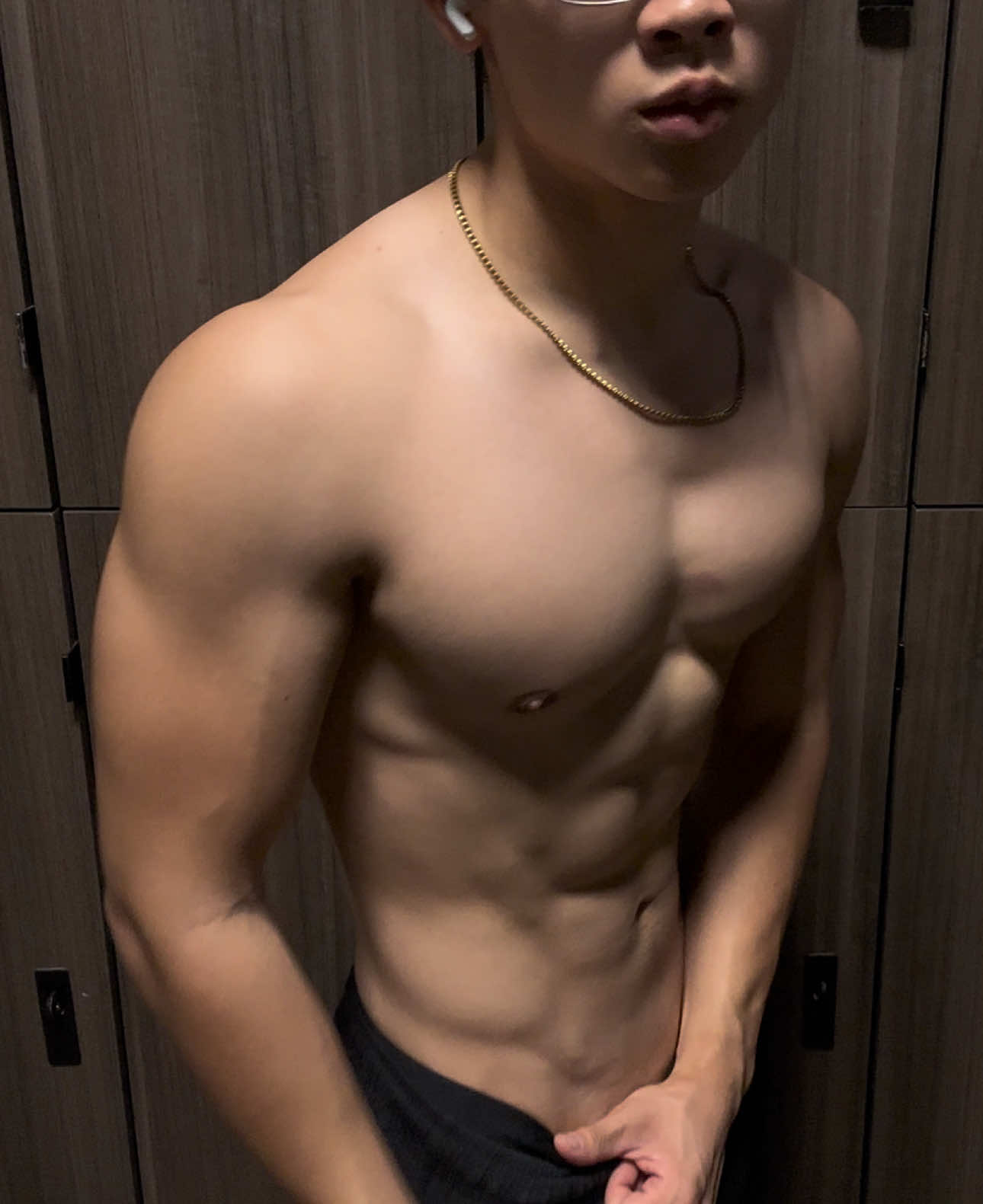 @TotallyIsJustinnn
