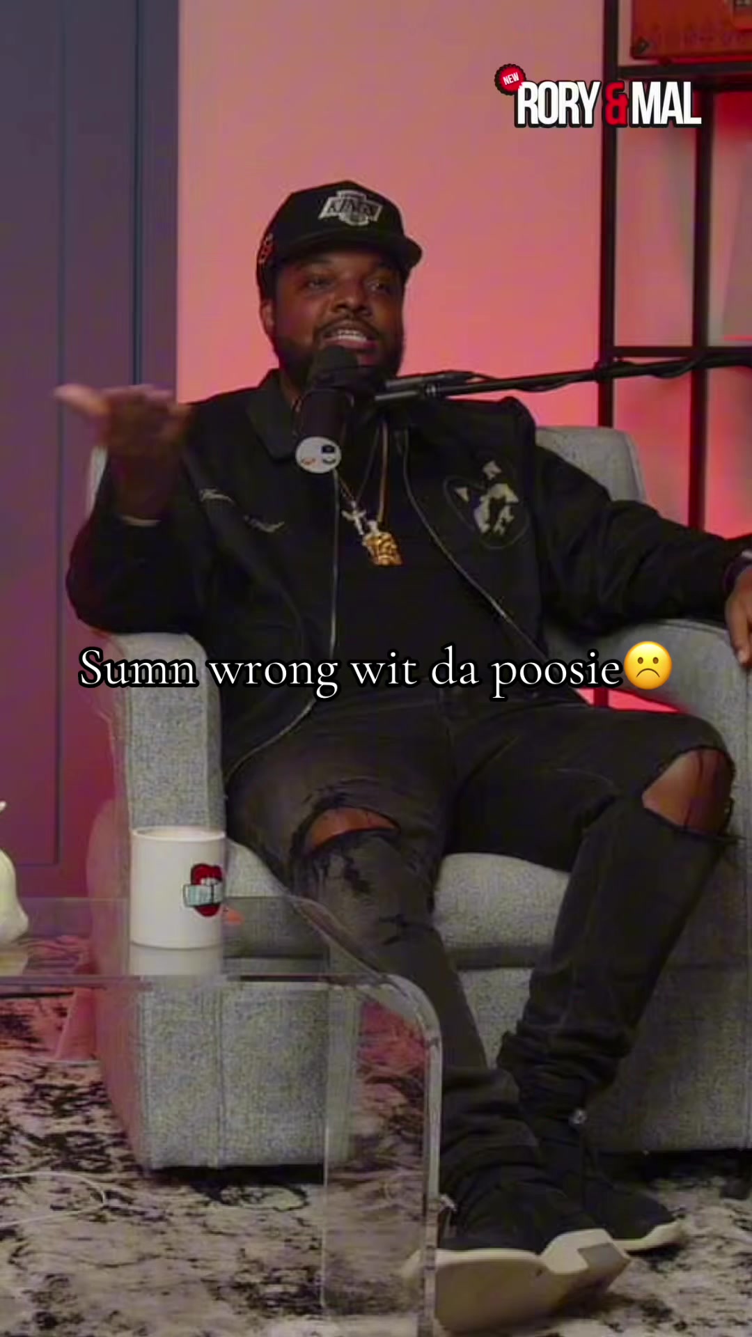 @ツ