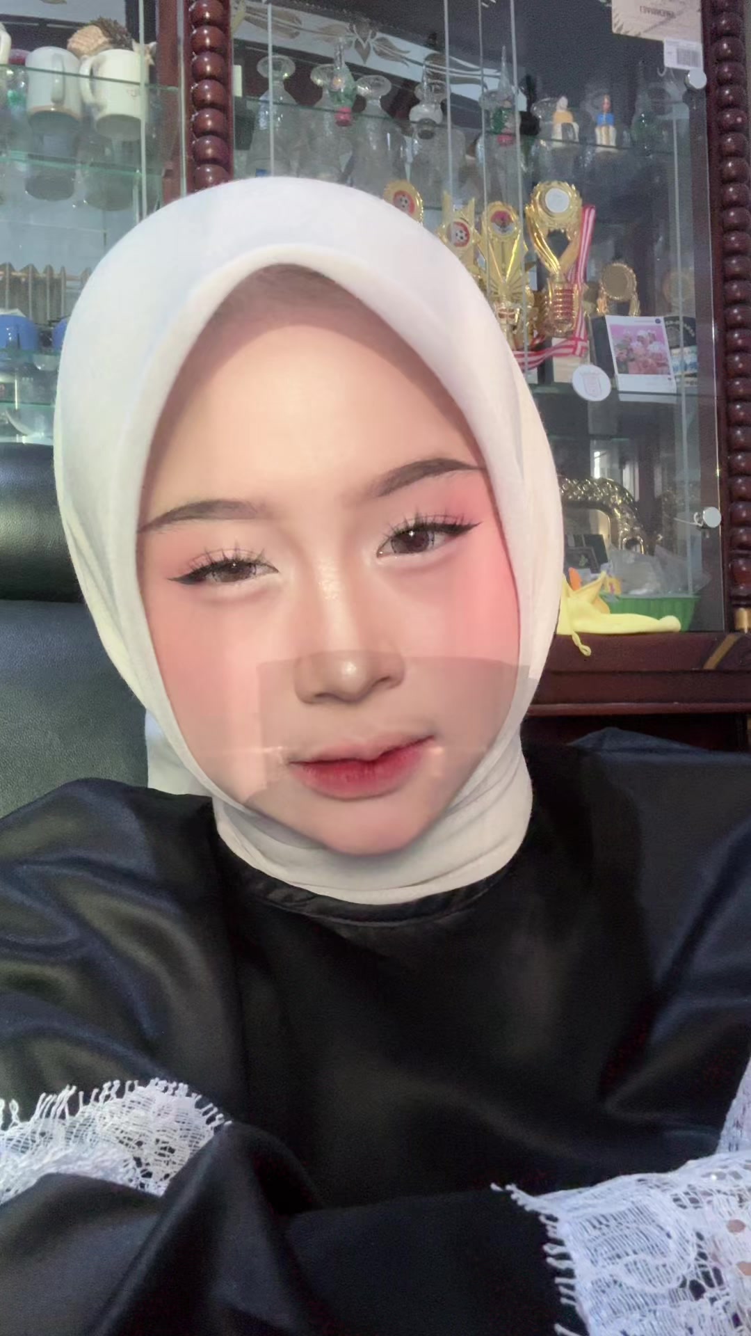 @Uyuyyl