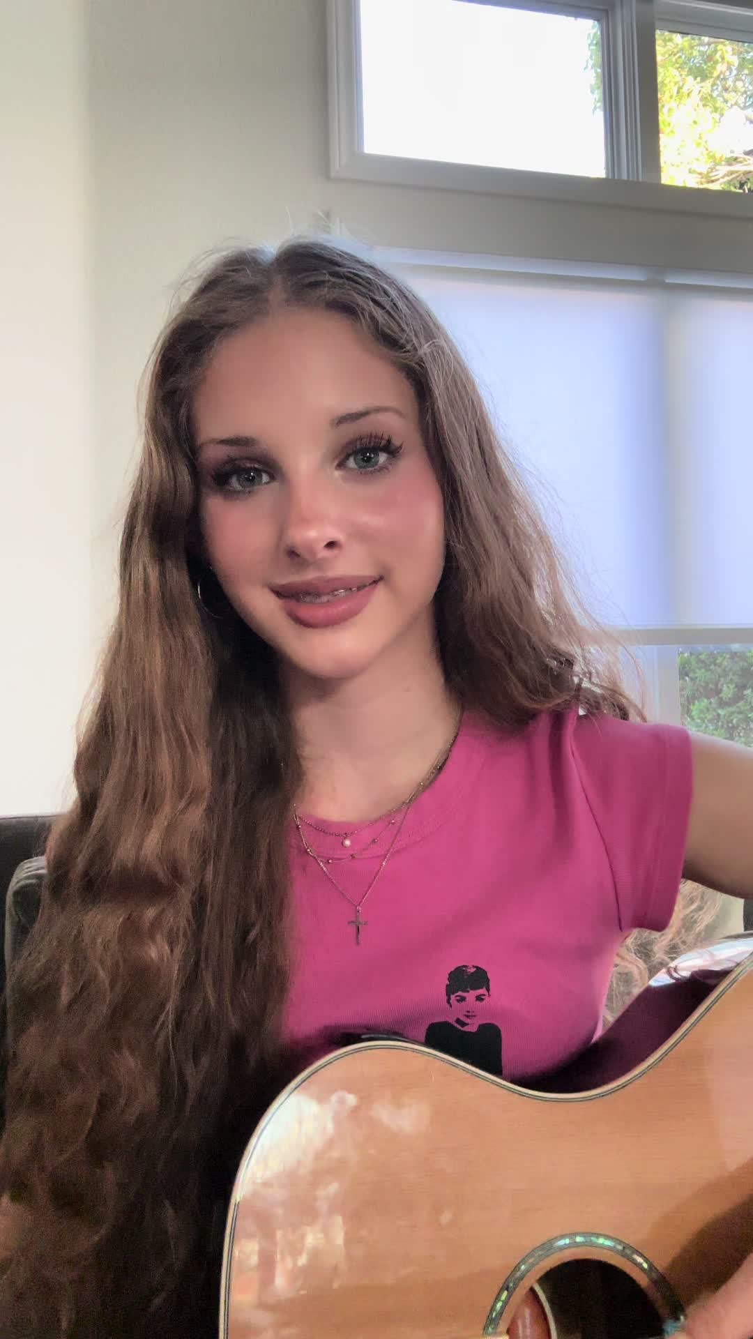 @sophieghosnsings