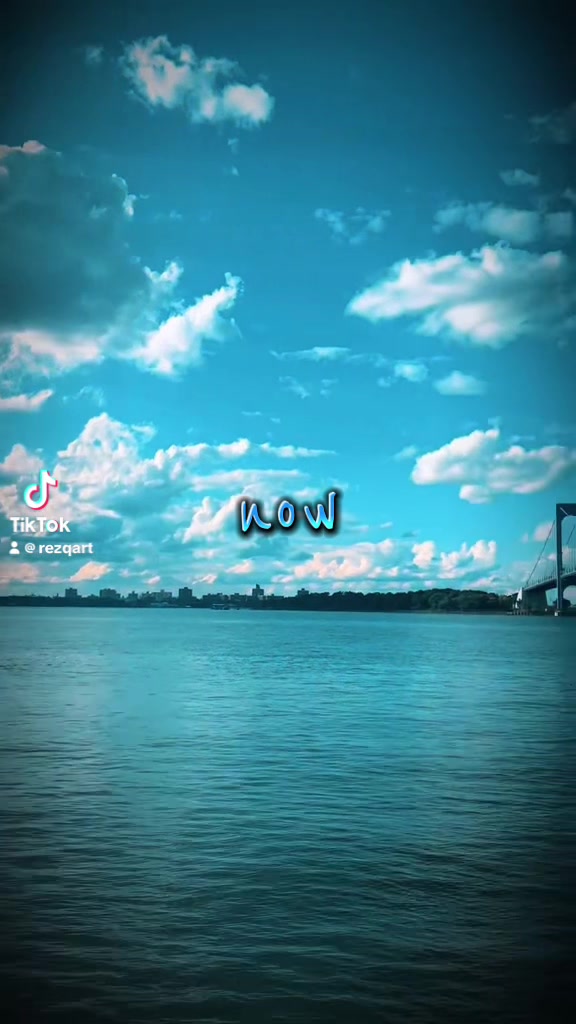 @R E Z ∆ &reg;