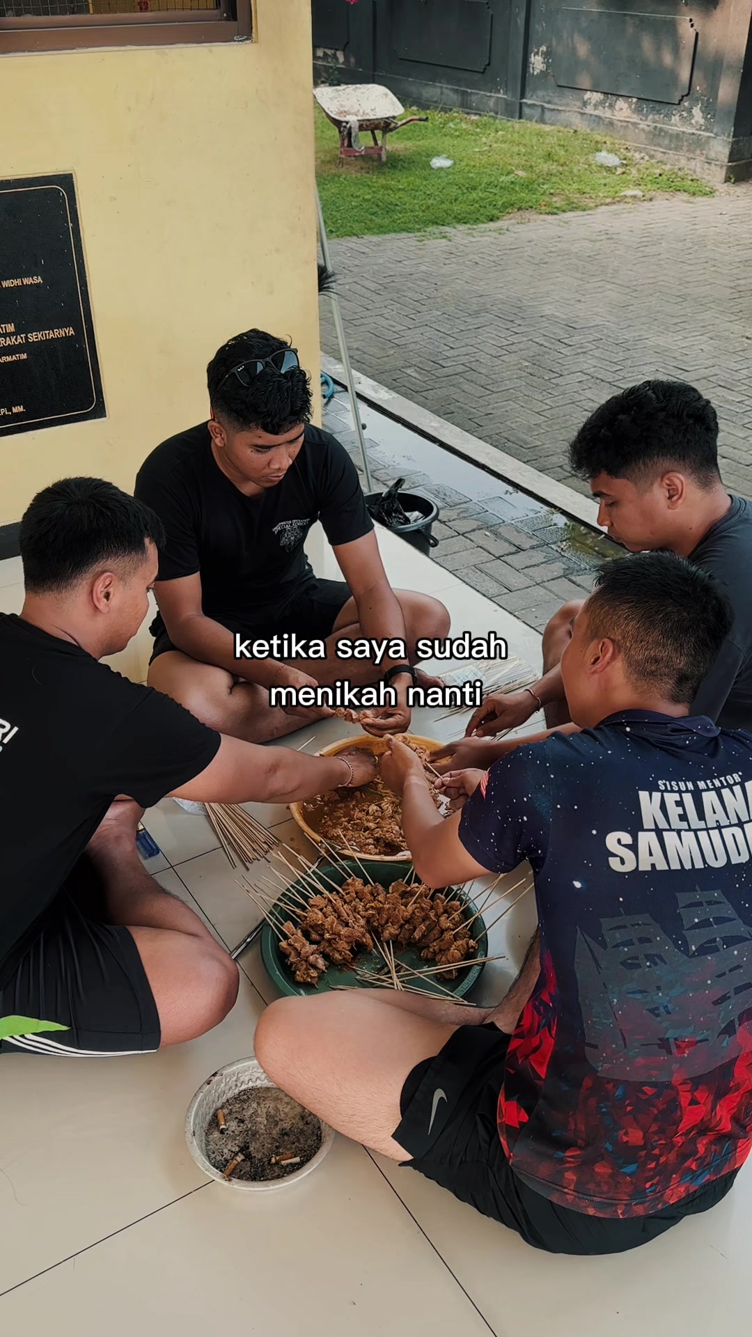 @.