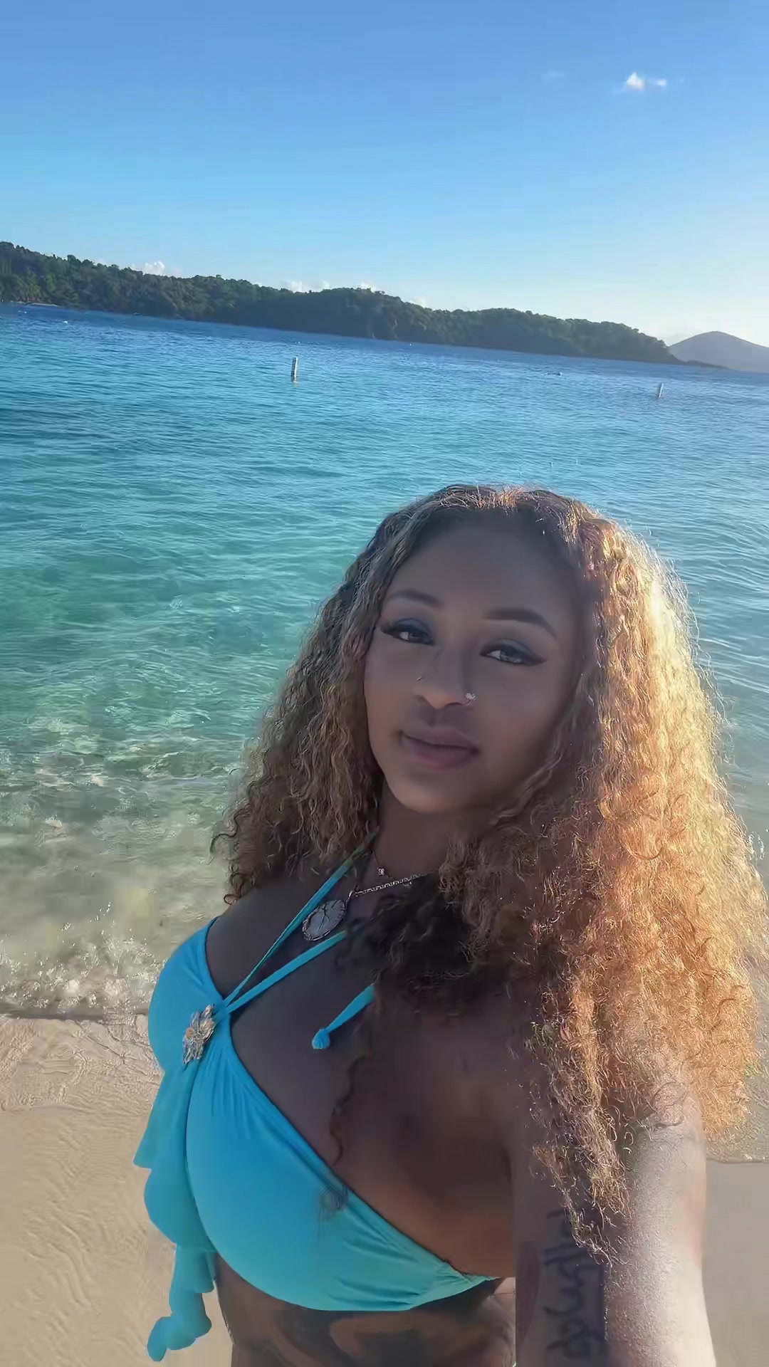@Ifeoma_sophia