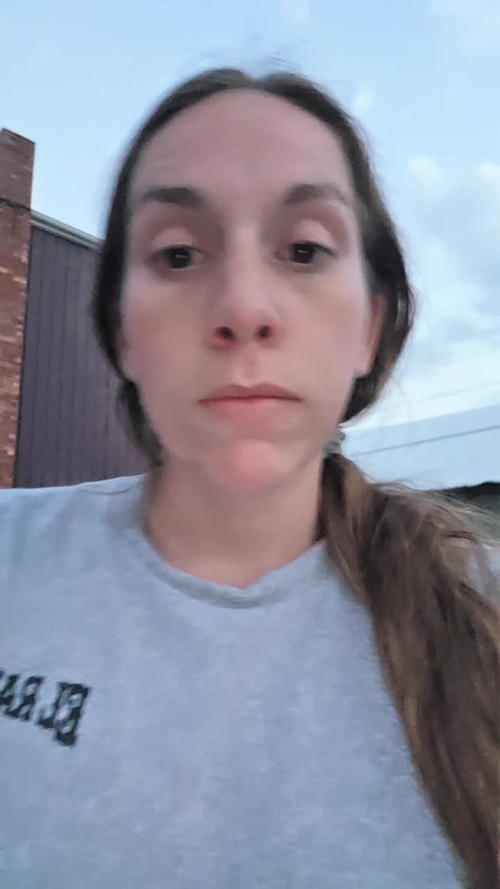 @cheyennebetts8☕️