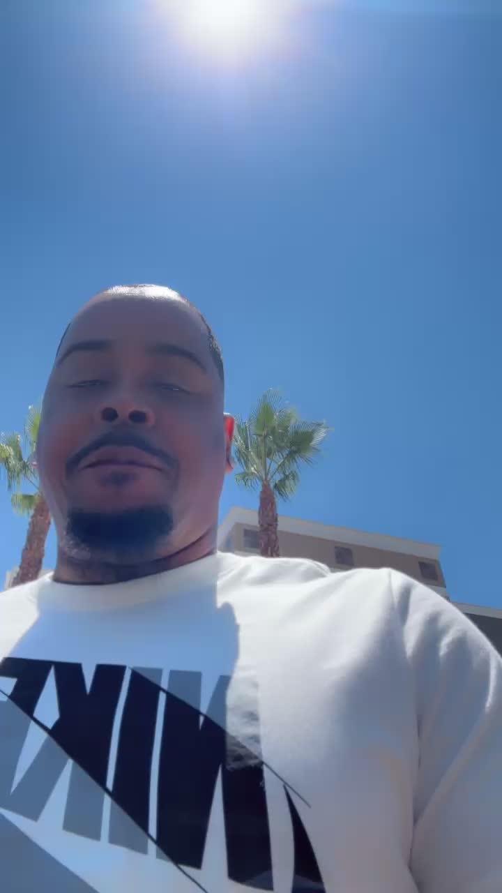 @Razor Starbwoy