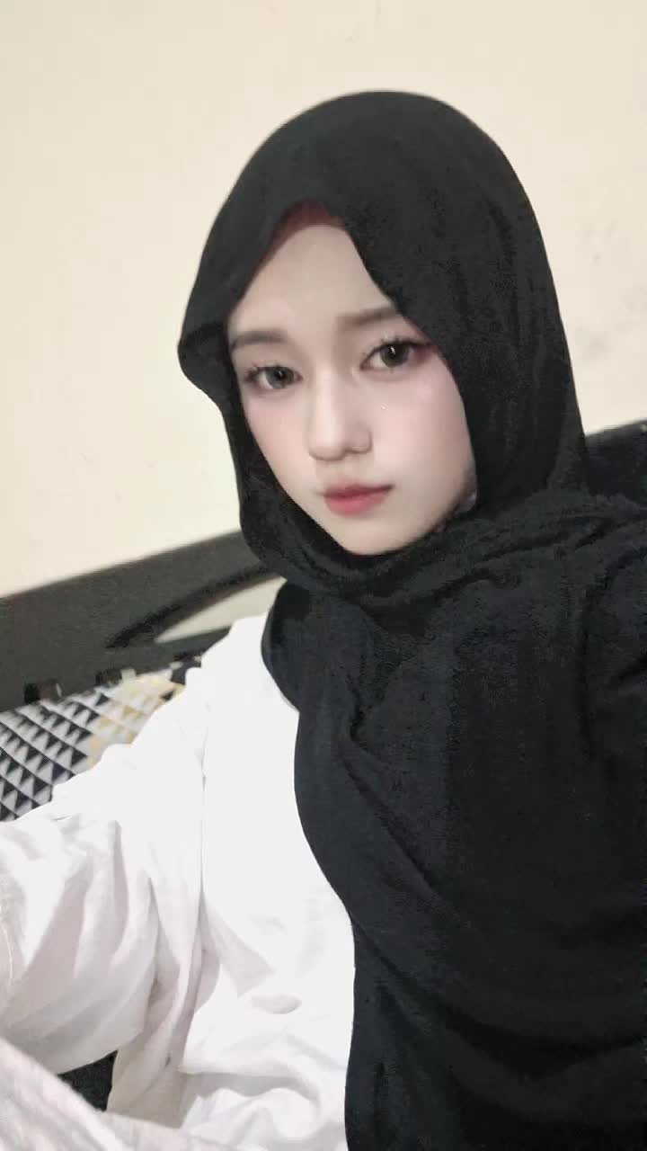 @syakira