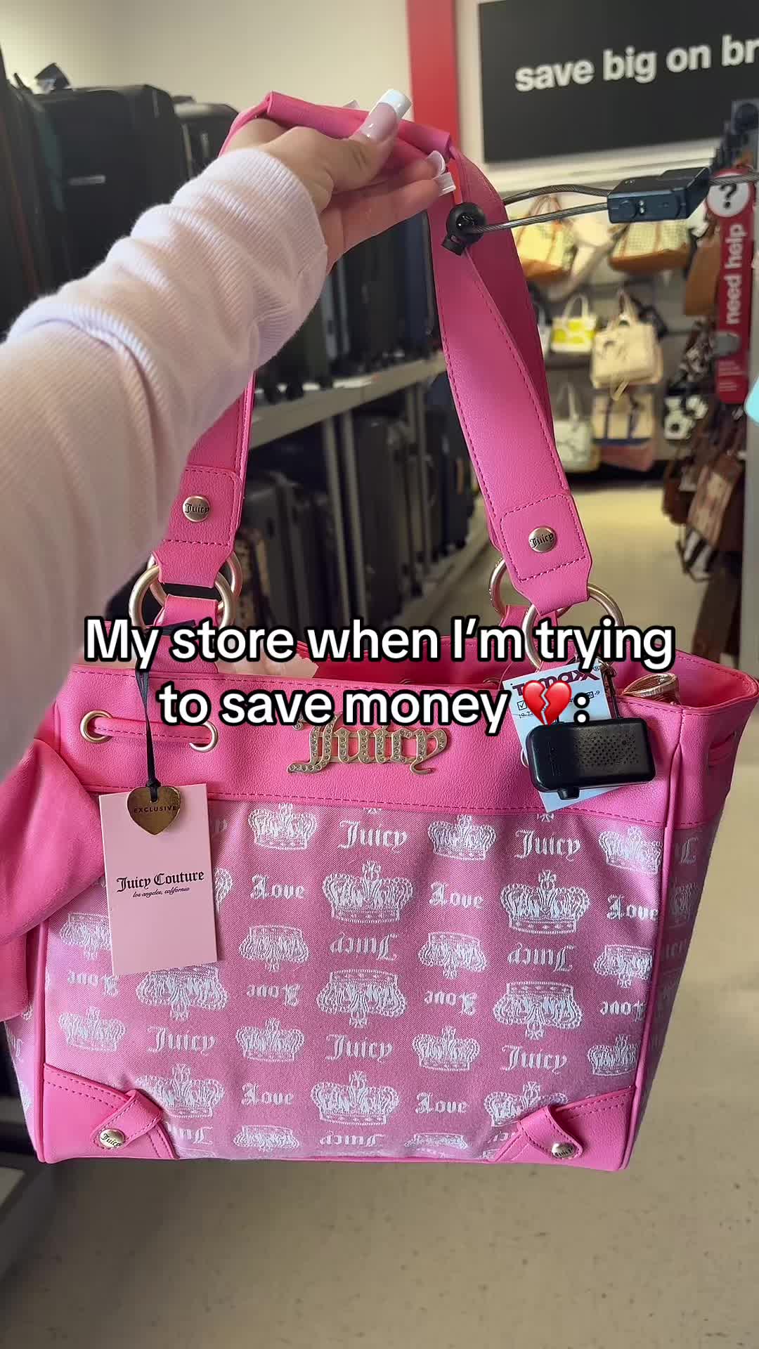 @Elly