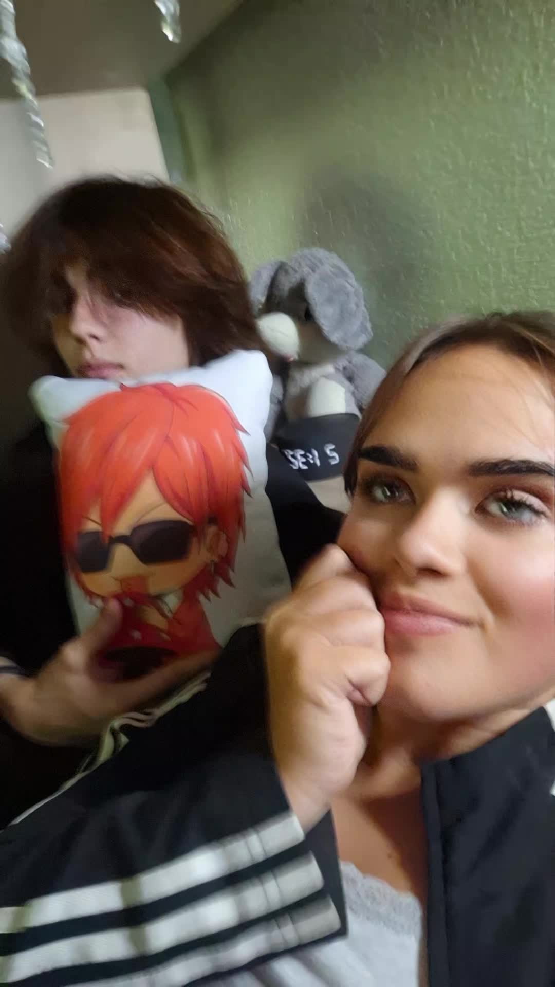 @девушка