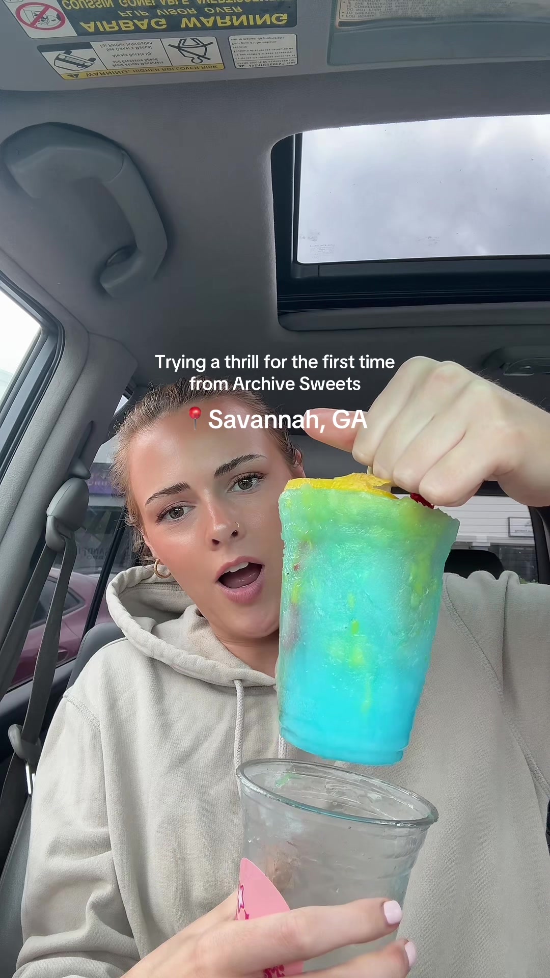 @🧍🏼&zwj;♀️