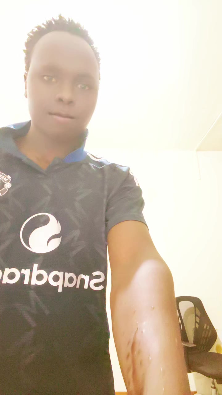 @NATHAN ARAPBOWENS 🇰🇪
