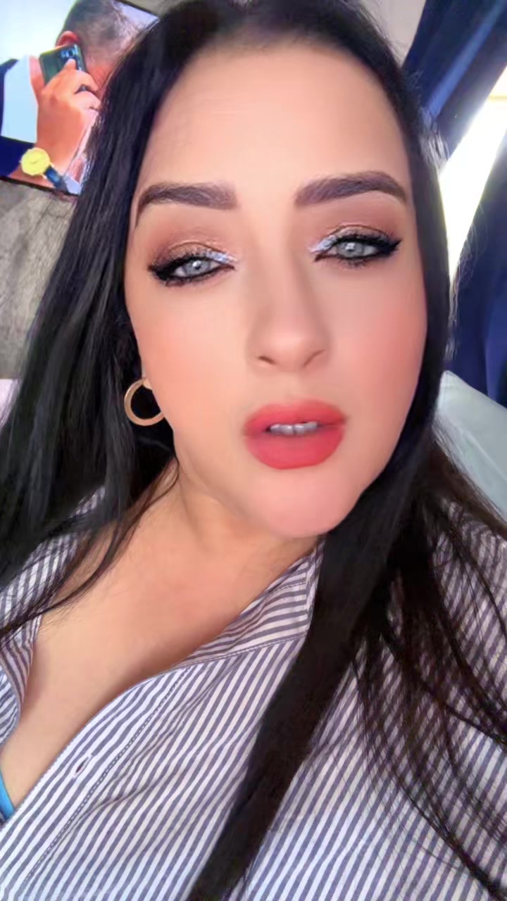 @Brenda ojitos 👀 lindos 🙏😇🥰