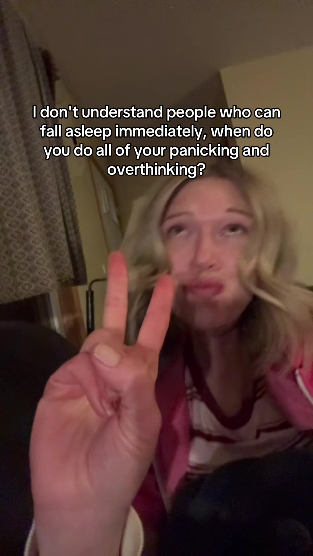 @dumbblondewholovestobake