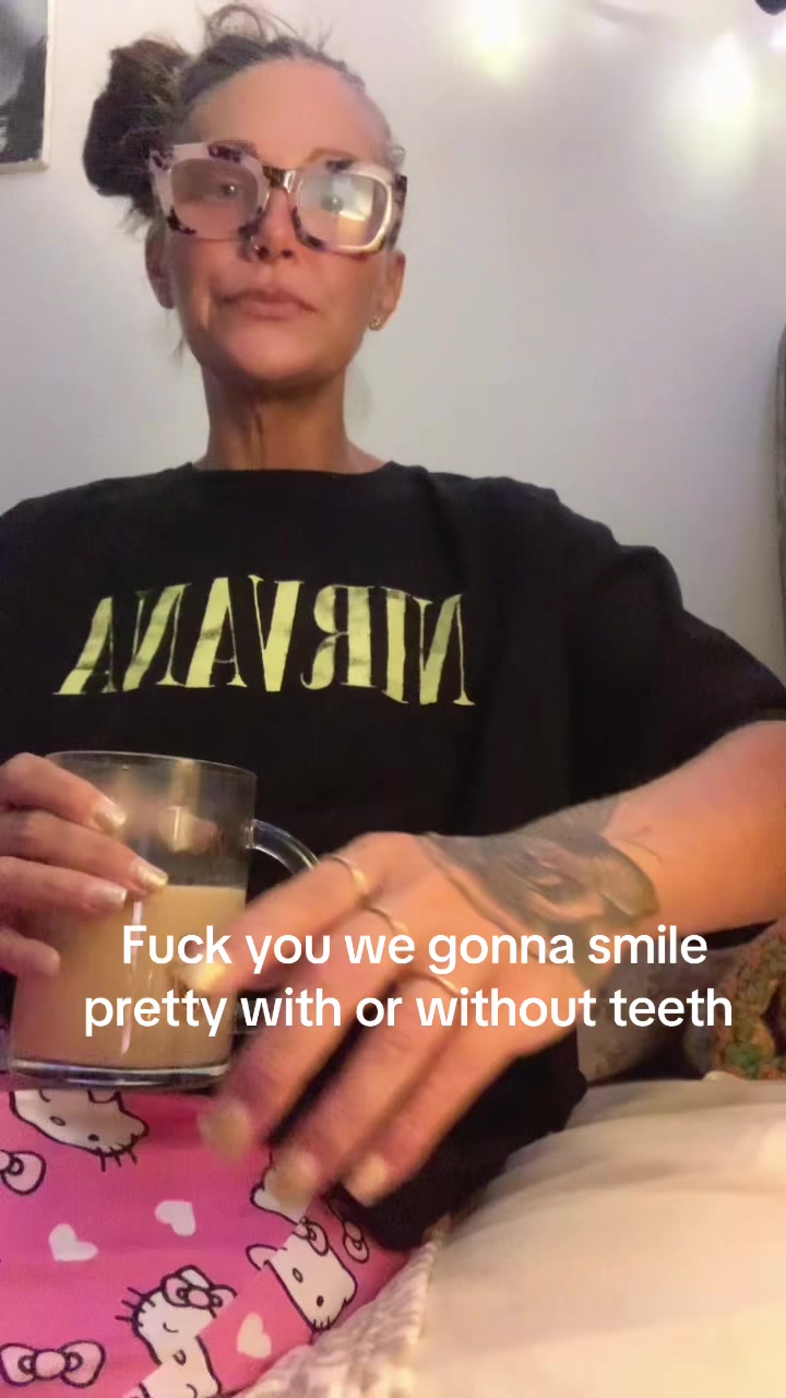 @Clickclackchiclets
