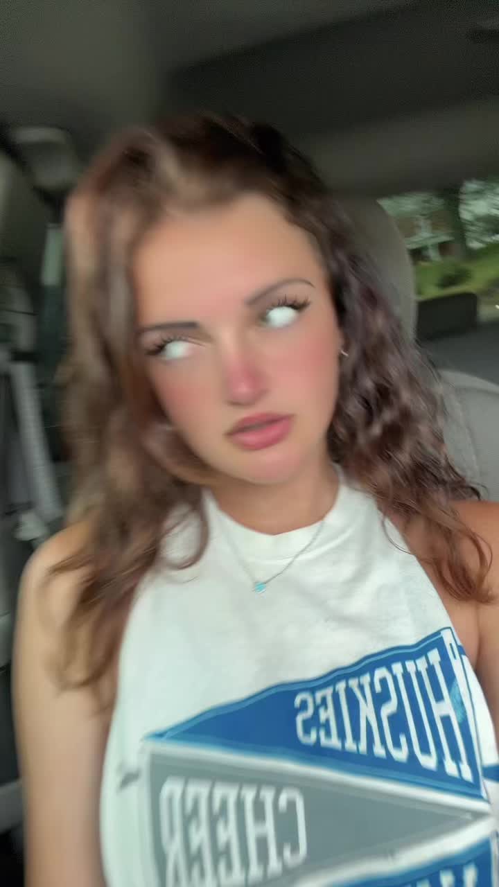 @Kalii_nicoleee