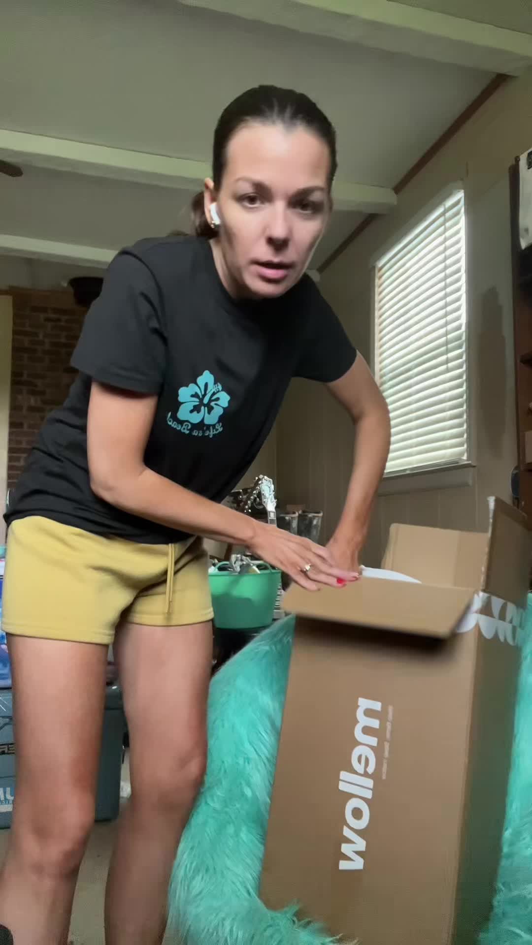 @Keeping.It.Cortney