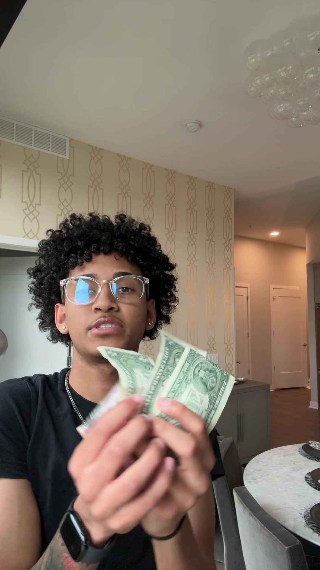 @Amiri (6’3) man