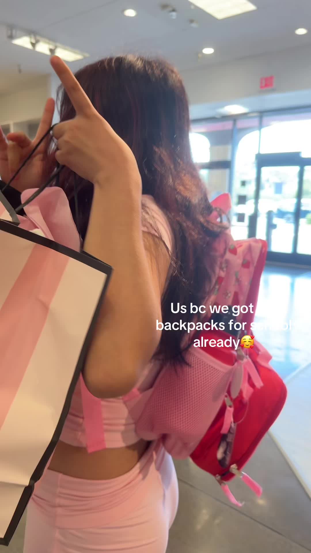 @"　 　  ️"