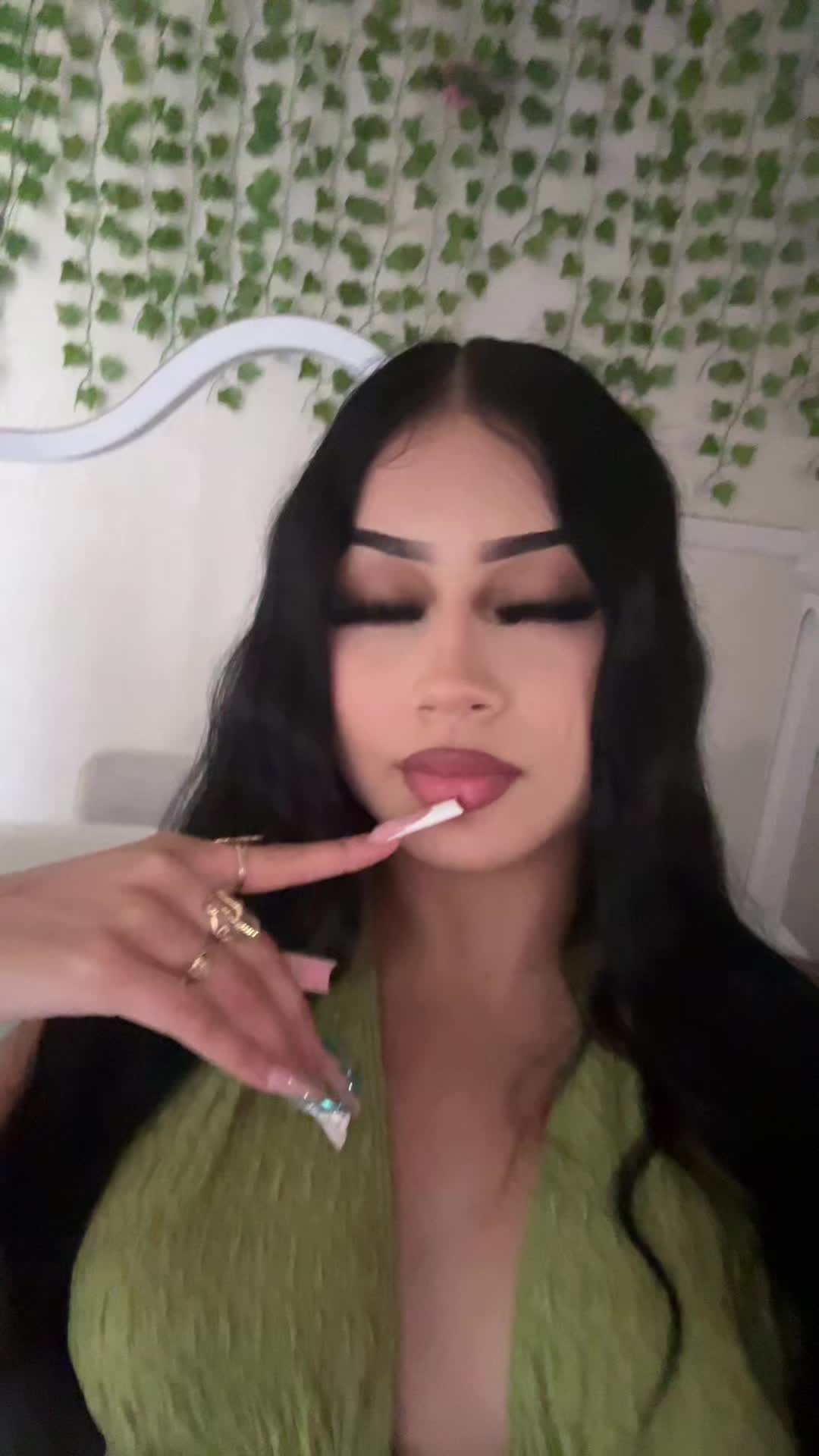 @โ